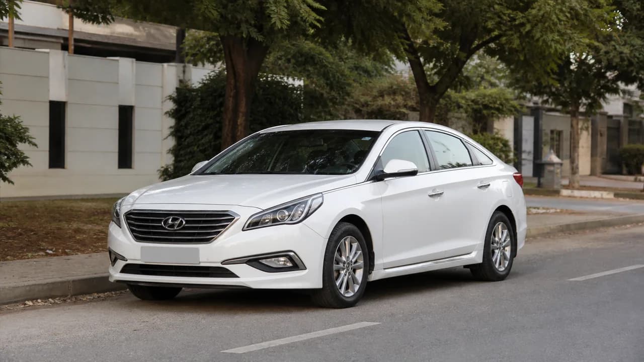 Hyundai Sonata for hire with driver in Islamabad